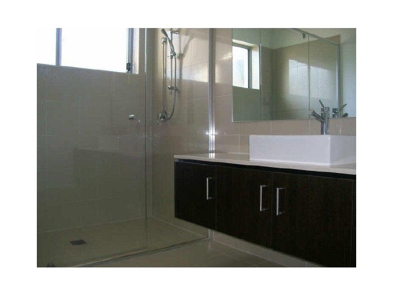 Varsity Lakes QLD 4227