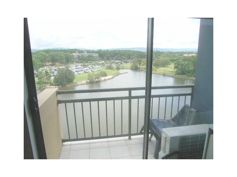 643/25 Lake Orr Drive, Robina QLD 4226