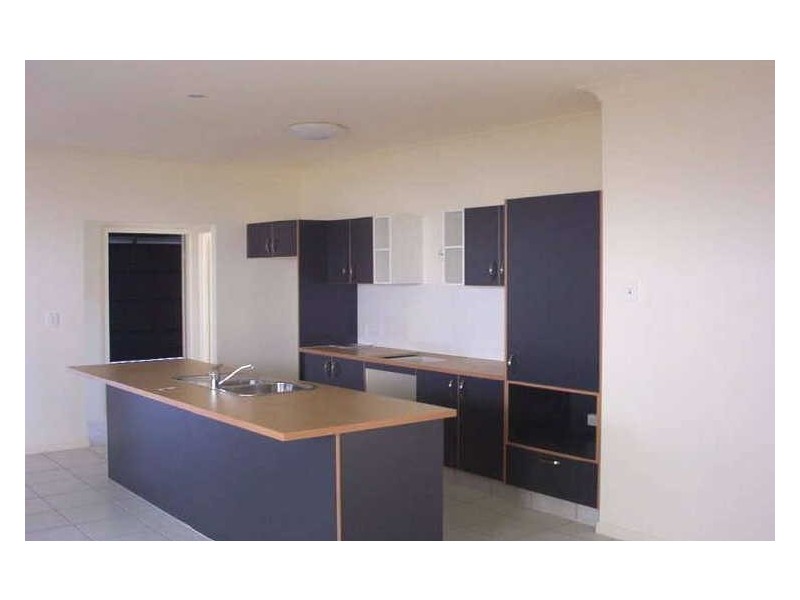 87 Bayswater Avenue, Varsity Lakes QLD 4227