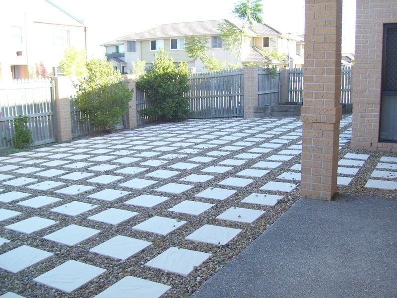 8 Shorehaven Place, Varsity Lakes QLD 4227