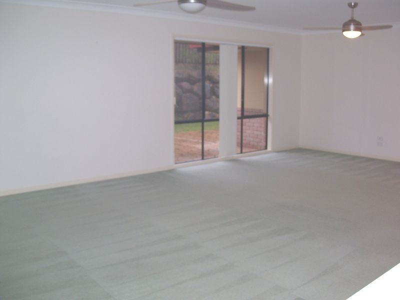 8 Konda Way, Robina QLD 4226