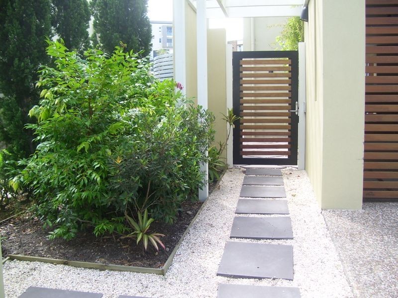 55 Riverwalk Avenue, Robina QLD 4226