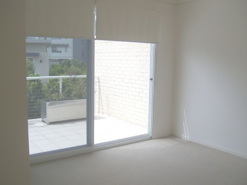 55 Riverwalk Avenue, Robina QLD 4226