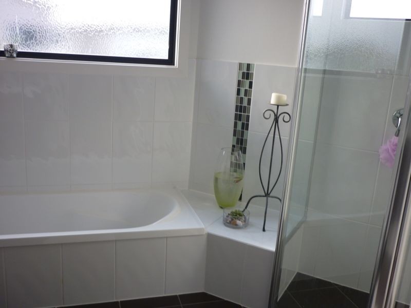 2/6 Silvermaple, Robina QLD 4226