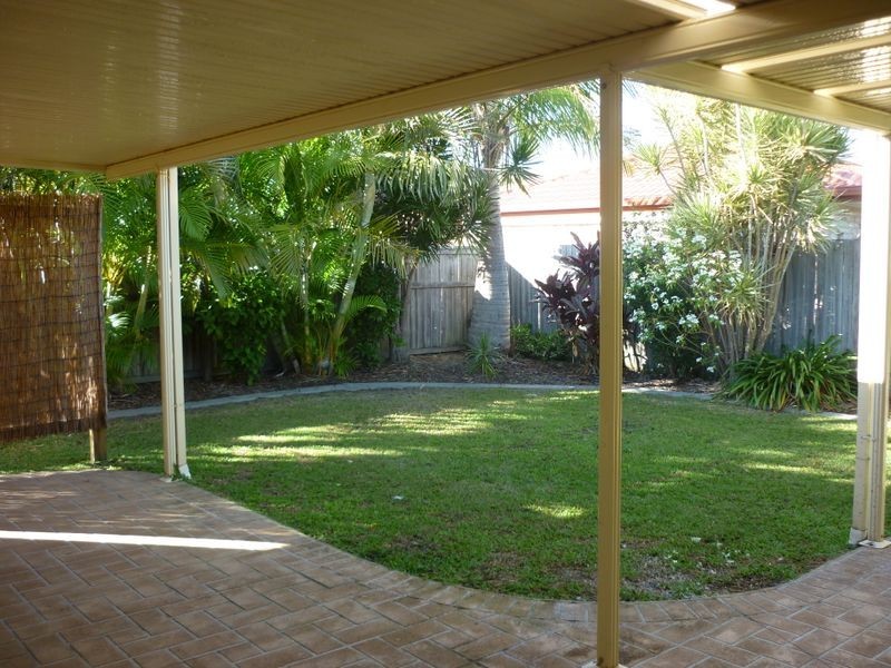 5 Bushlark Street, Varsity Lakes QLD 4227