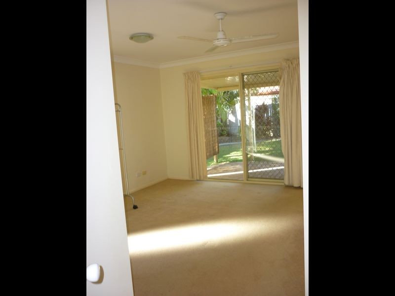 5 Bushlark Street, Varsity Lakes QLD 4227