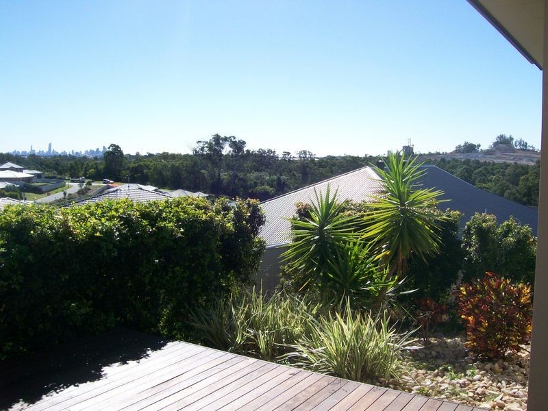 52 Cordyline Drive, Reedy Creek QLD 4227
