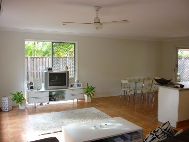 5 Ballerina Street, Burleigh Waters QLD 4220