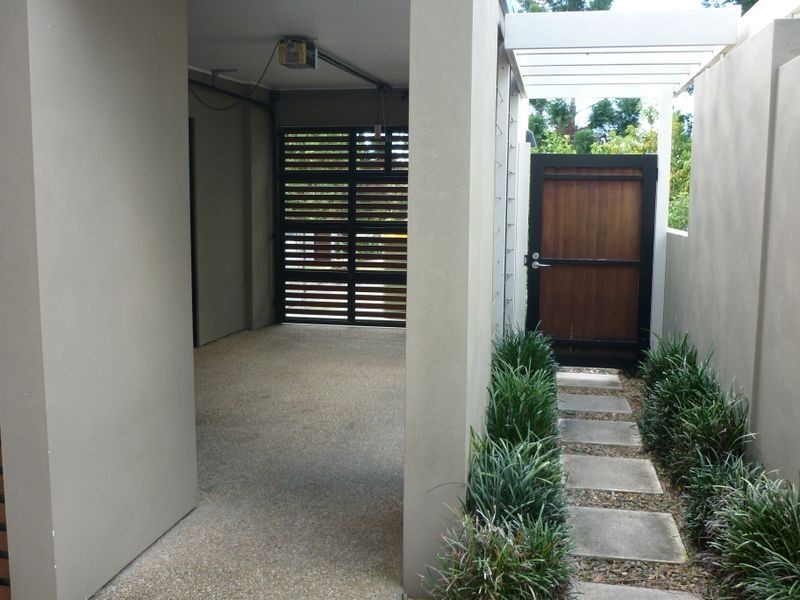 19 Riverwalk Avenue, Robina QLD 4226