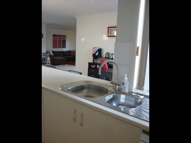 11 Griffon Street, Merrimac QLD 4226