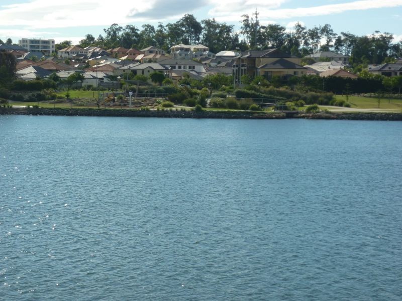 25 Emily Way, Varsity Lakes QLD 4227