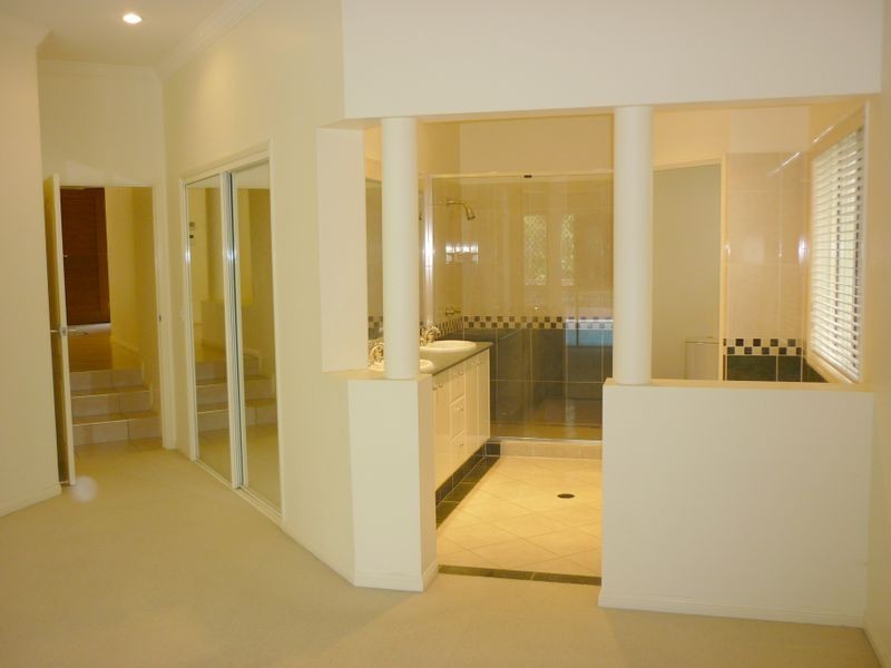 3 Lacerta Avenue, Robina QLD 4226