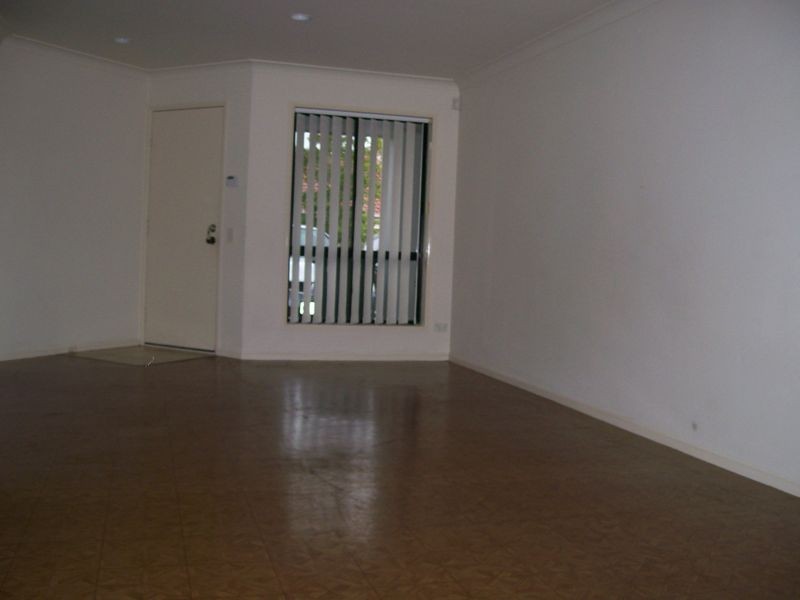 2/2 Ghilgai Road, Merrimac QLD 4226