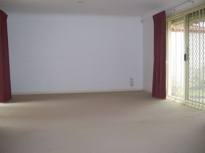 30 Cedarwood Crescent, Robina QLD 4226