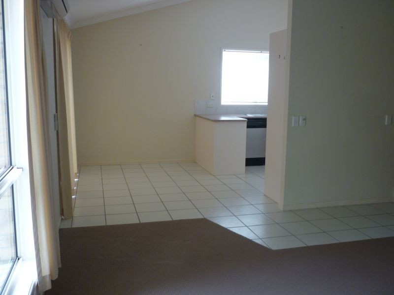 5/2 Penda Court, Merrimac QLD 4226