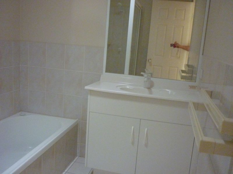 5/2 Penda Court, Merrimac QLD 4226