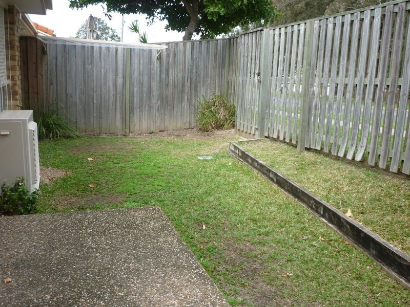 5/2 Penda Court, Merrimac QLD 4226