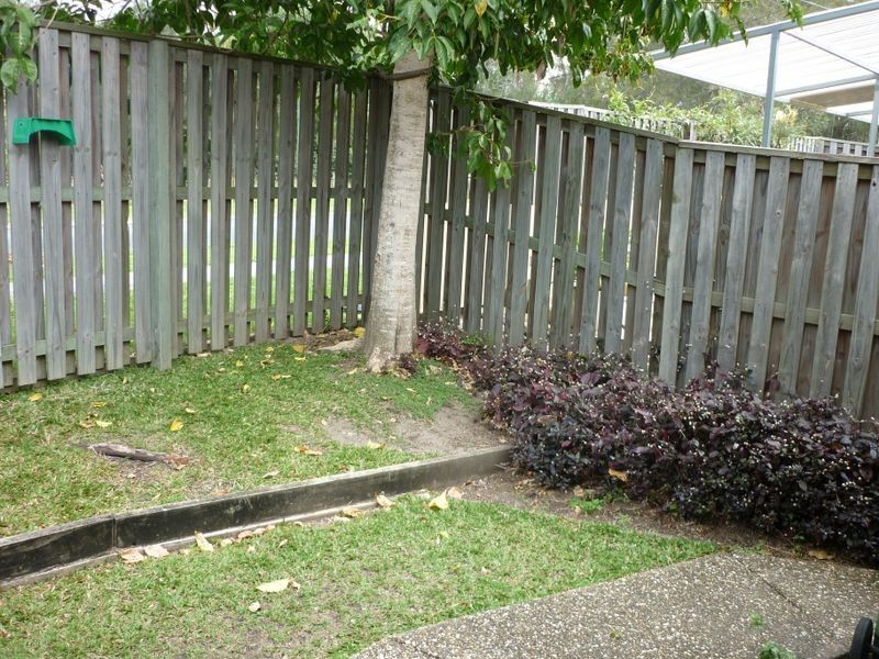 5/2 Penda Court, Merrimac QLD 4226