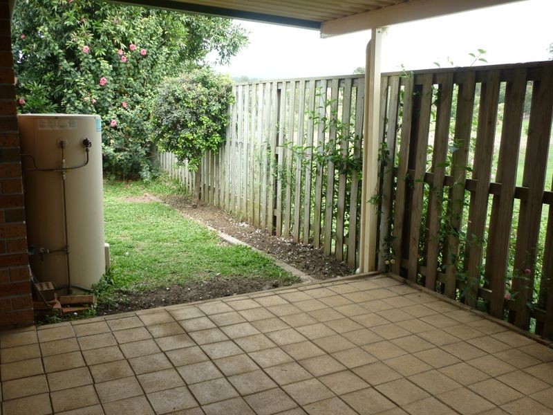 2/14 Dauphin Crescent, Merrimac QLD 4226