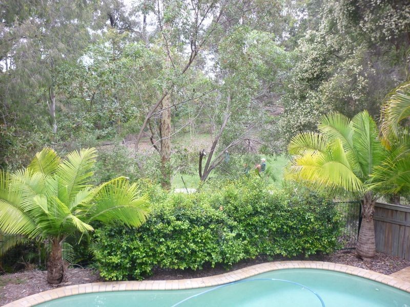 4 Teagardens Place, Robina QLD 4226