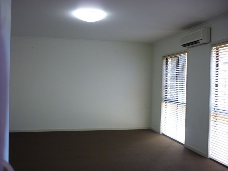 29 Royal Links Drive, Robina QLD 4226