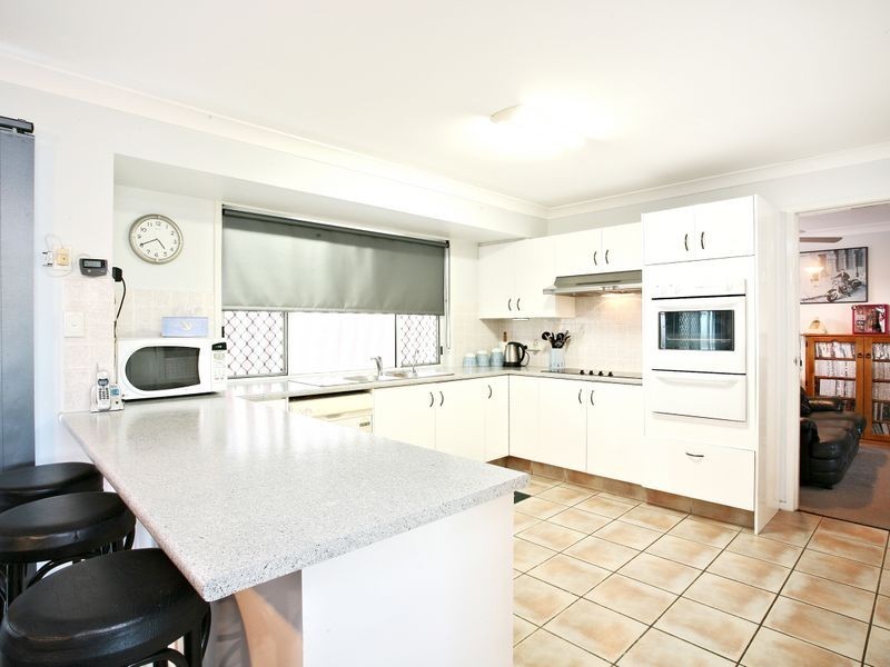 50 Merridown Drive, Merrimac QLD 4226