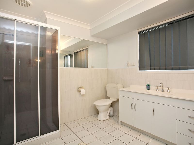 50 Merridown Drive, Merrimac QLD 4226