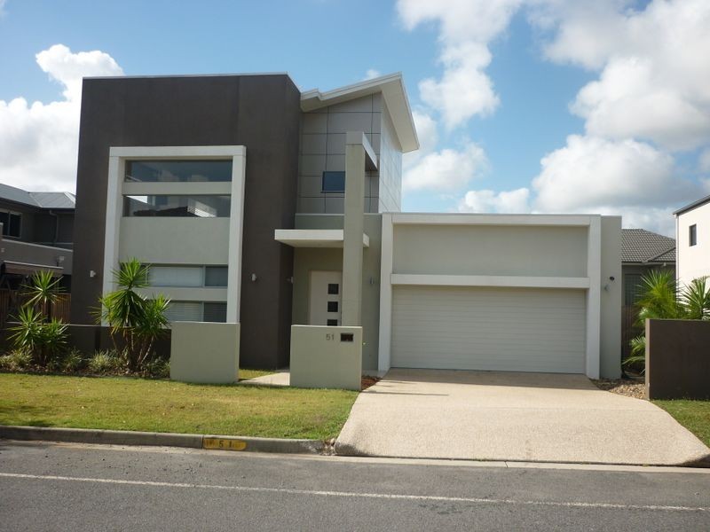 51 Azzurra Drive, Varsity Lakes QLD 4227