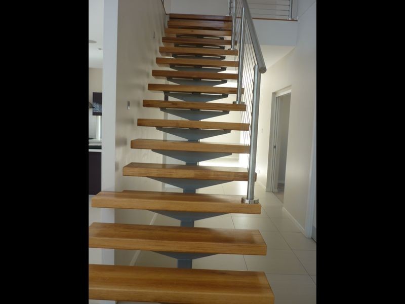 51 Azzurra Drive, Varsity Lakes QLD 4227