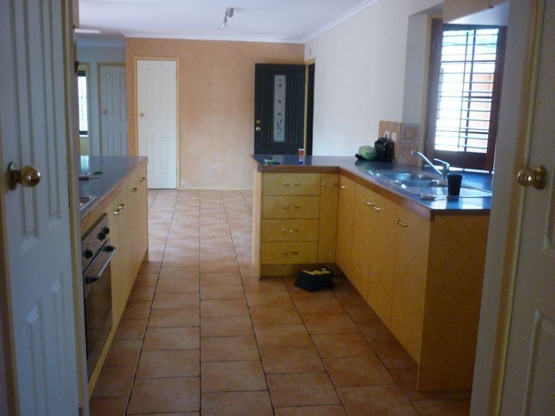 39 Warrina Crescent, Burleigh Waters QLD 4220