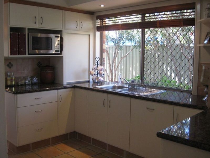 20 Willis Court, Mermaid Waters QLD 4218