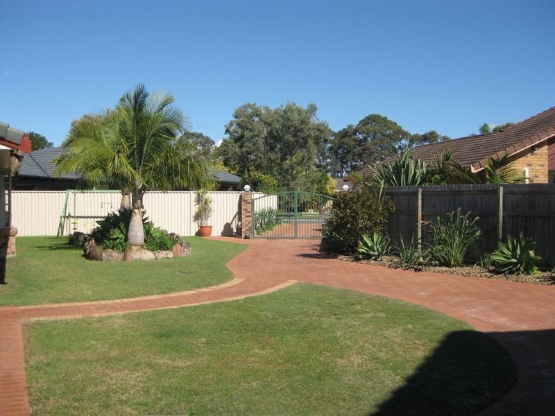 20 Willis Court, Mermaid Waters QLD 4218