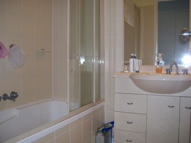 83/215 Cottesloe Drive, Mermaid Waters QLD 4218