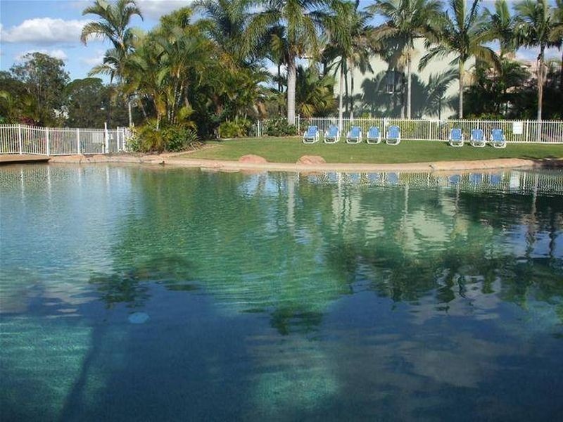 83/215 Cottesloe Drive, Mermaid Waters QLD 4218
