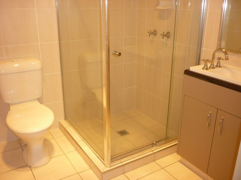 2/28 Palma Crescent, Varsity Lakes QLD 4227