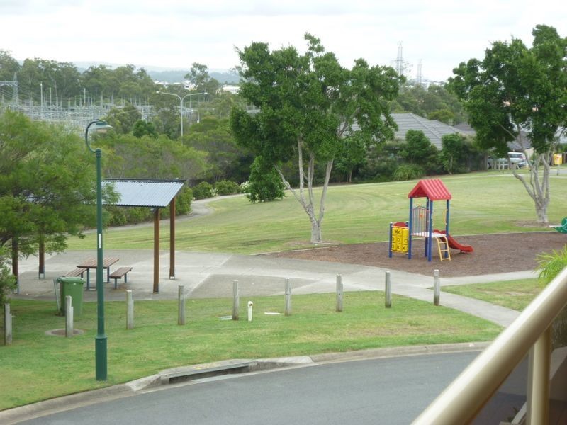 2/28 Palma Crescent, Varsity Lakes QLD 4227