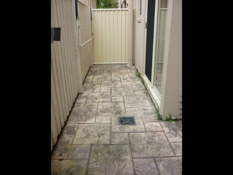 2/28 Palma Crescent, Varsity Lakes QLD 4227