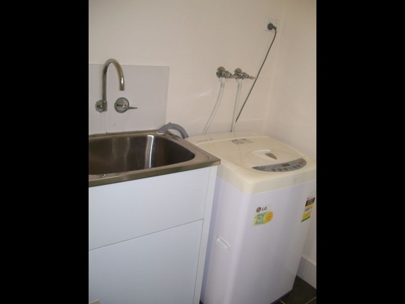 1a/20 Tourangeau Crescent, Varsity Lakes QLD 4227