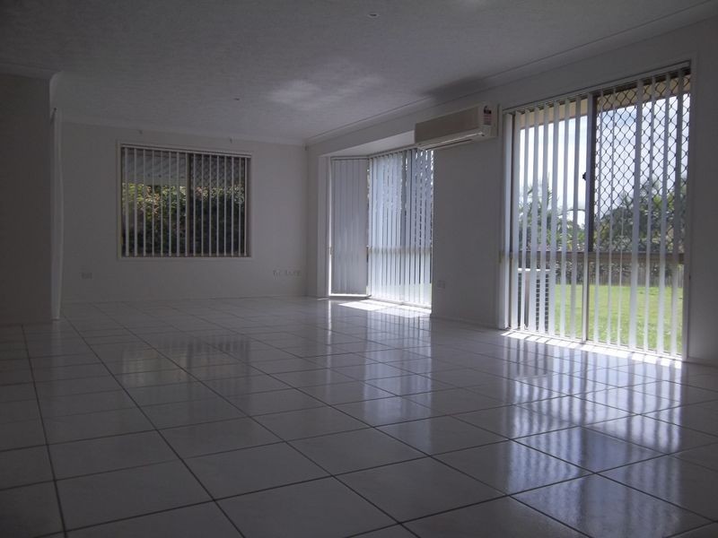 11 Torridon Close, Merrimac QLD 4226