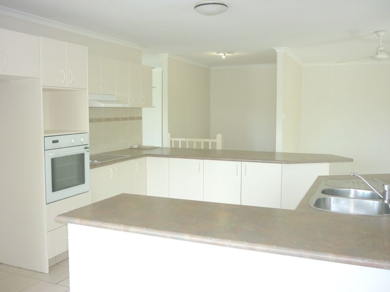 7/14 Wairoo Street, Burleigh Heads QLD 4220