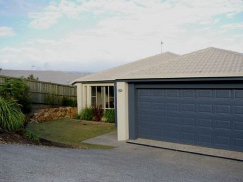 2 Alford Lane, Pacific Pines QLD 4211