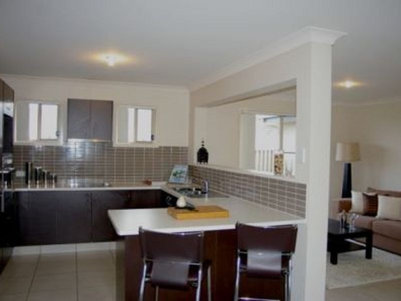 2 Alford Lane, Pacific Pines QLD 4211