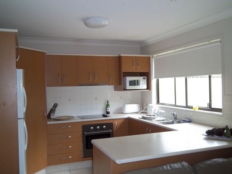 2/2 Northshore Avenue, Varsity Lakes QLD 4227