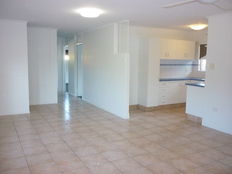 64 Albion Avenue, Miami QLD 4220