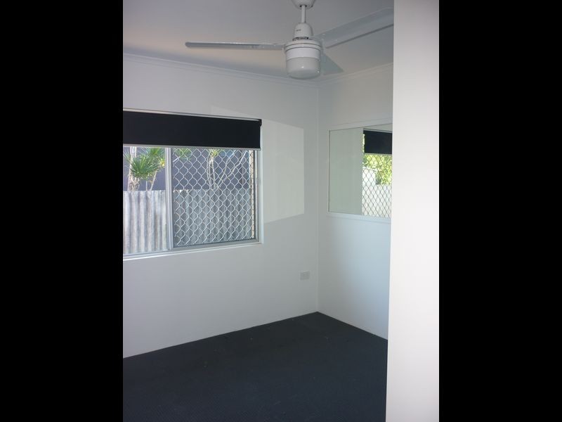 64 Albion Avenue, Miami QLD 4220