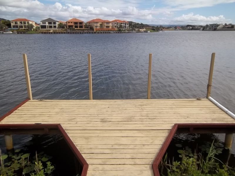 Clear Island Waters QLD 4226