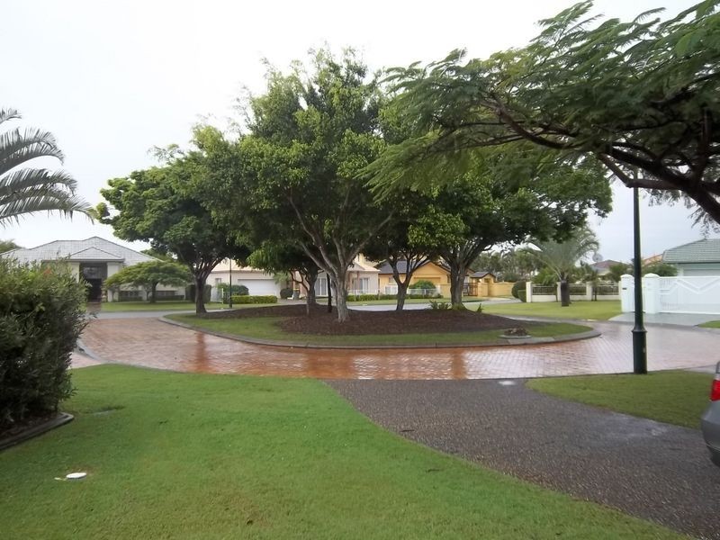 Clear Island Waters QLD 4226