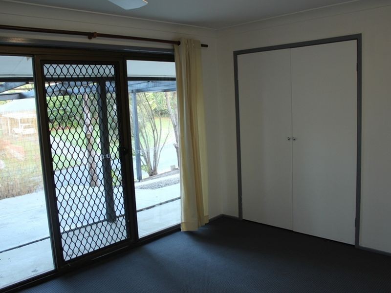 12 Nemo Close, Ashmore QLD 4214