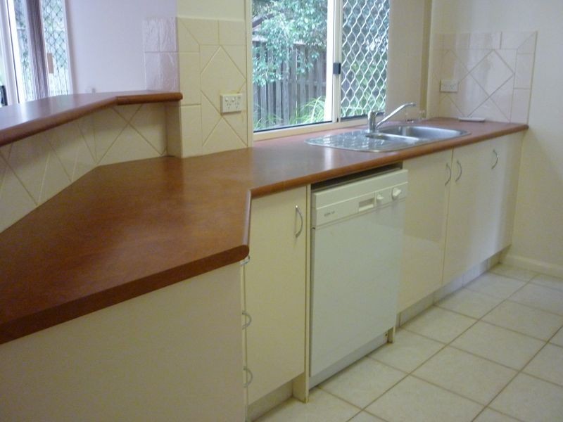 12 Wilton Close, Mudgeeraba QLD 4213