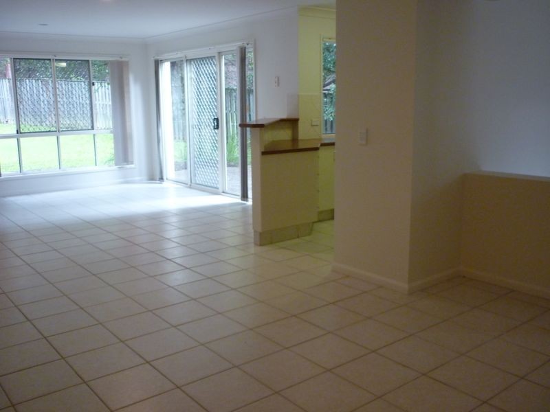 12 Wilton Close, Mudgeeraba QLD 4213